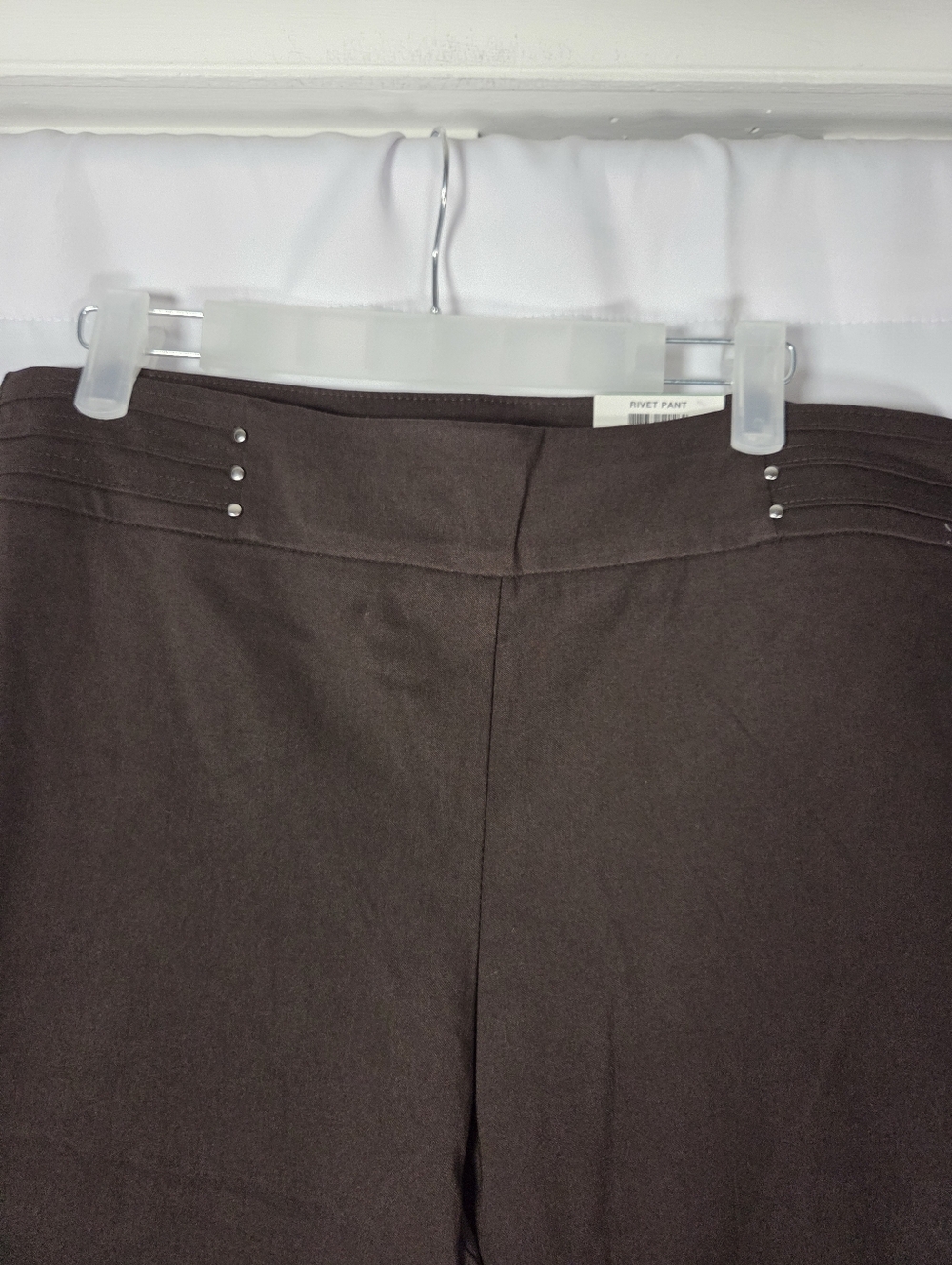 SOLD JM Collection New Rivet Slim - Picture 2 of 8